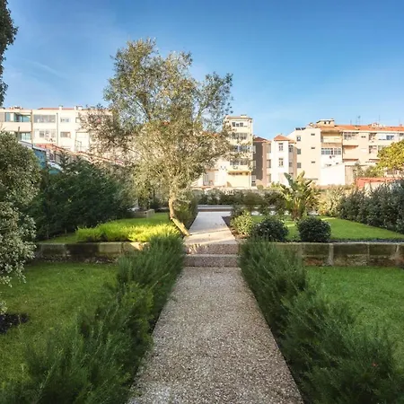 Swimming Pool Luxury House, With Ac Downtown