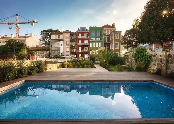 Swimming Pool Luxury House, With Ac Downtown Oporto