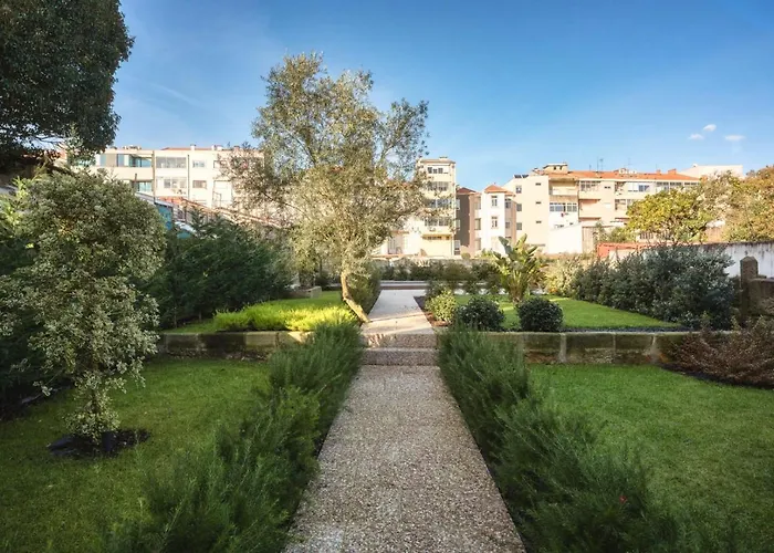 Swimming Pool Luxury House, With Ac Downtown